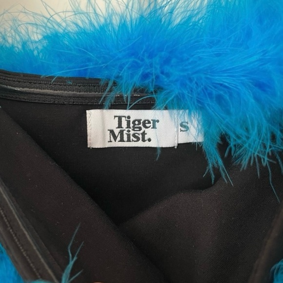 Tiger Mist Women's Black Strapless Mini Dress with Blue Feather Trim Size Small - Picture 5 of 7